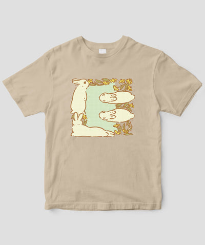 森山しなこ『うさぎっしり事典』 / E