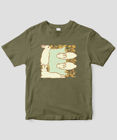 森山しなこ『うさぎっしり事典』 / E