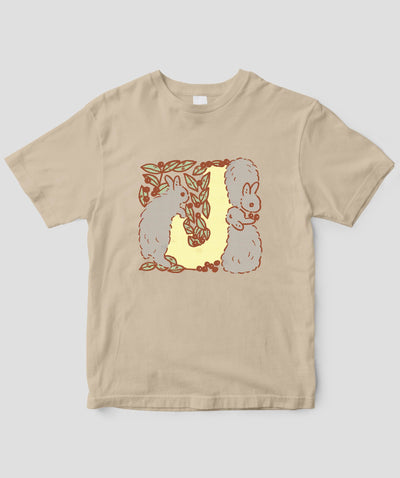 森山しなこ『うさぎっしり事典』 / J