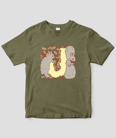 森山しなこ『うさぎっしり事典』 / J